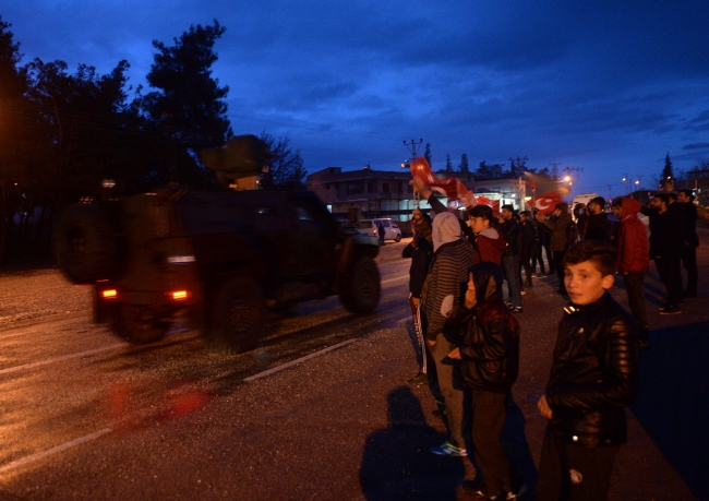 JÖH ve PÖH ekipleri sınırda